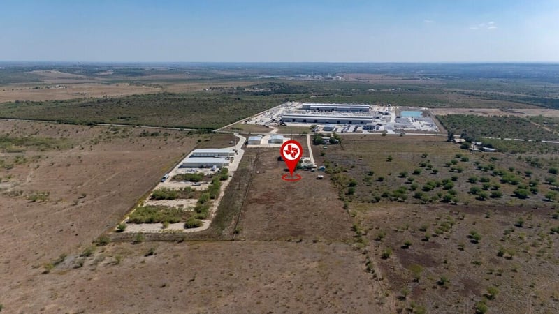 6802 Old Bastrop Hw, San Marcos, TX 78666