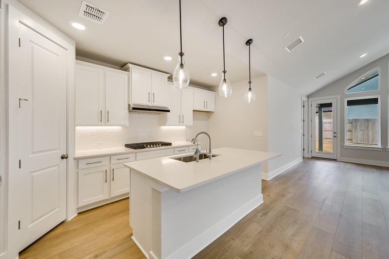 108 Country Cat LN, San Marcos, TX 78666