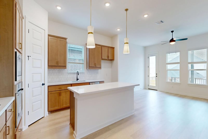 173 Bishop Wood RD, Dripping Springs, TX 78620