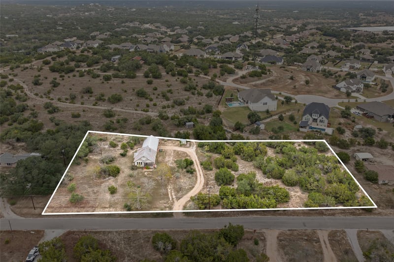500 Springlake DR, Dripping Springs, TX 78620