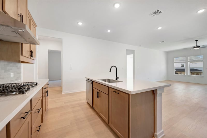 129 Bishop Wood RD, Dripping Springs, TX 78620