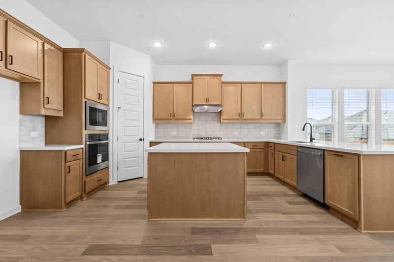 165 Bishop Wood RD, Dripping Springs, TX 78620
