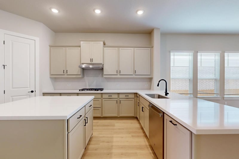 374 Bishop Wood RD, Dripping Springs, TX 78620