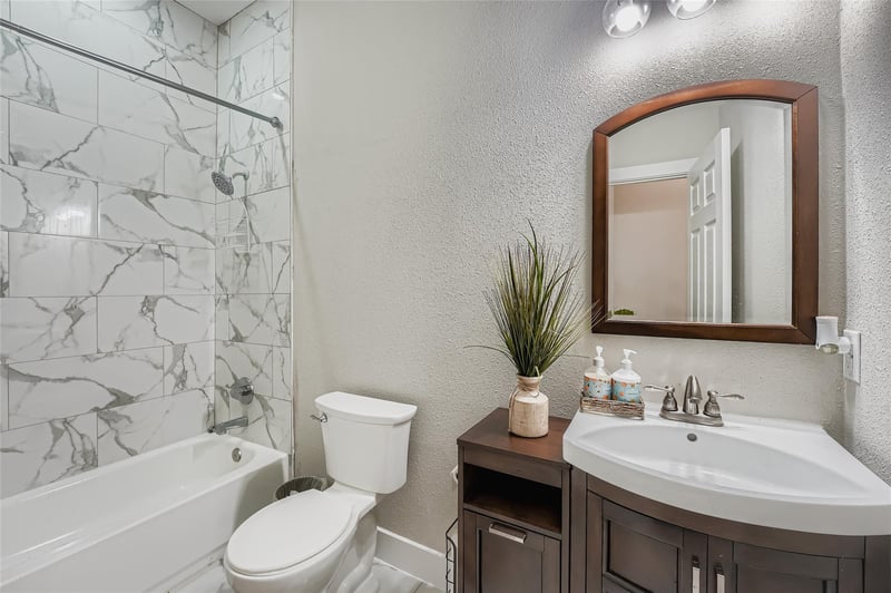 149 Arosa DR, Elgin, TX 78621