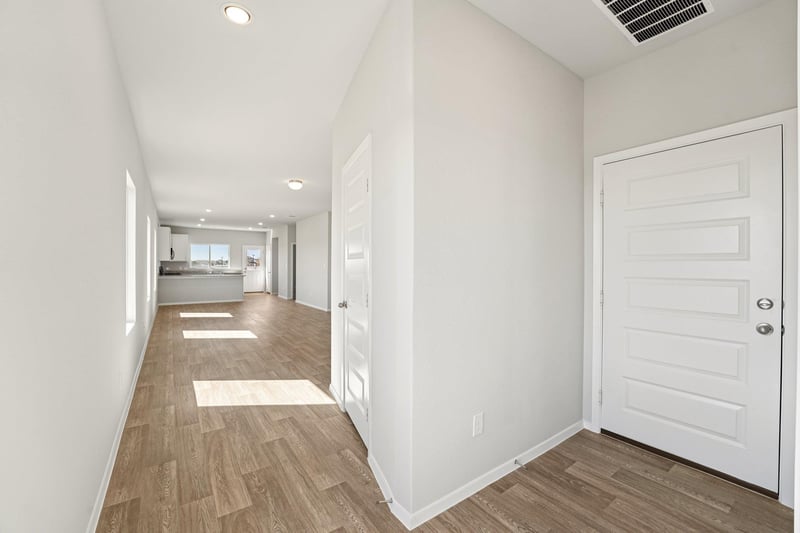 136 Summer DR, Elgin, TX 78621