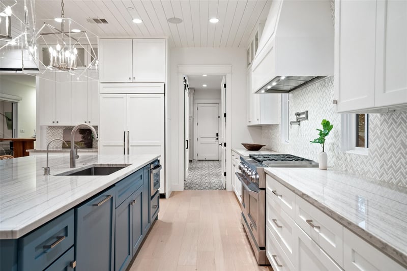 16908 Whispering Breeze, Austin, TX 78738