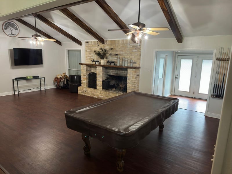5571 Fm 535 , Cedar Creek, TX 78612