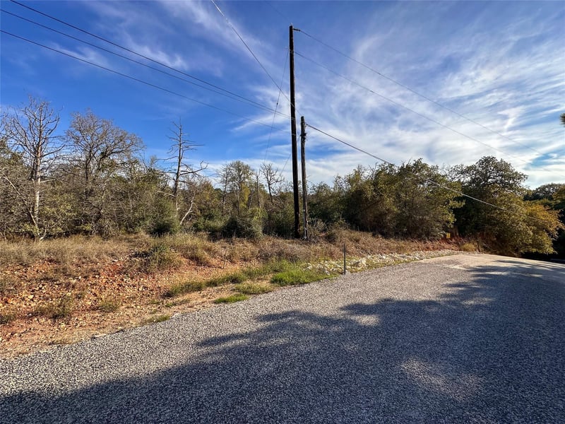 243 Hanauma DR, Bastrop, TX 78602