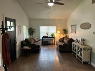 317 Webb ST, Smithville, TX 78957