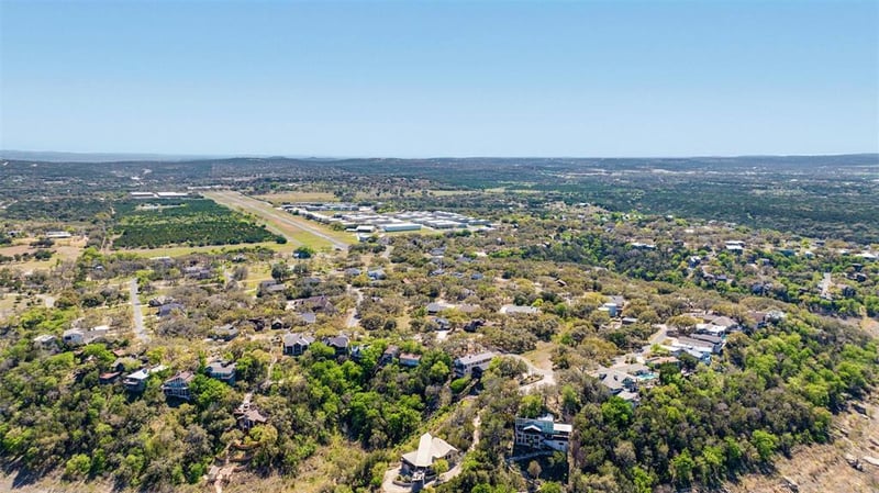 000 Eton LN, Spicewood, TX 78669
