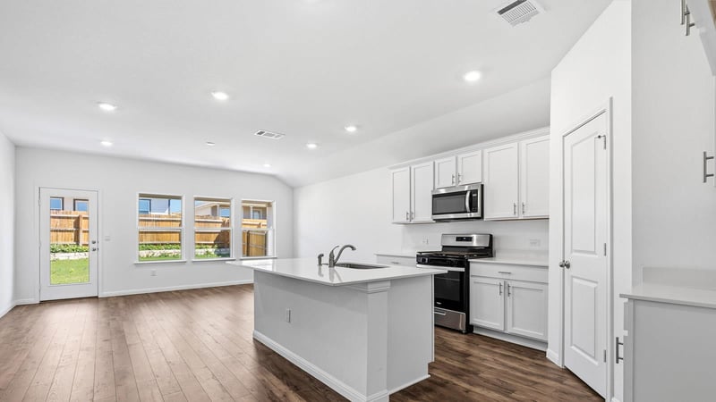 232 Juan Cordona DR, Buda, TX 78610