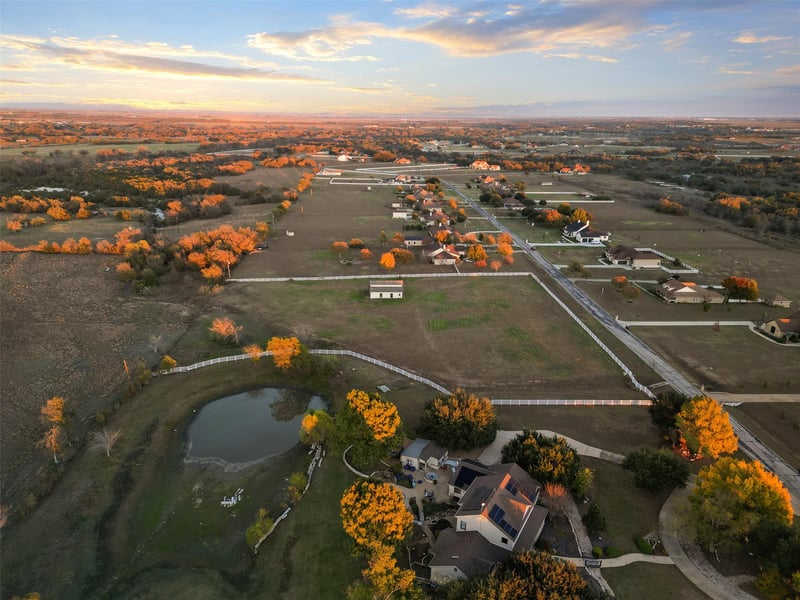 233 Courtnees Way, Georgetown, TX 78626