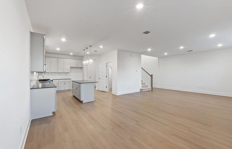 425 Bristlecone BND, Liberty Hill, TX 78642