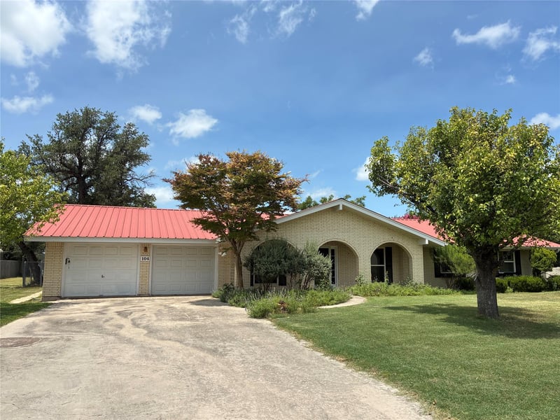 104 Skipcha TRL, Lampasas, TX 76550