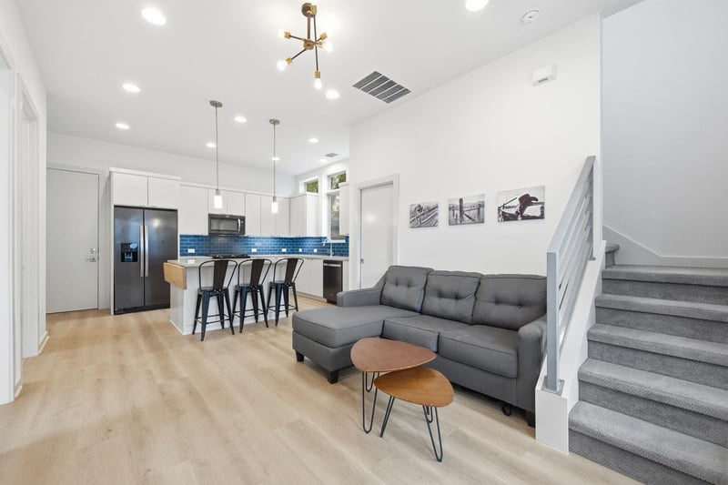 2811 Garwood Unit B ST #B, Austin, TX 78702