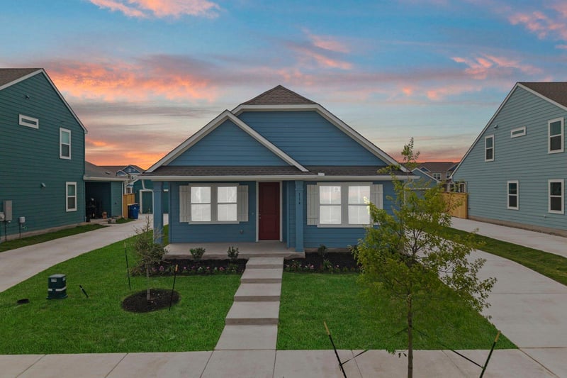 114 Cherry Blossom LN, Taylor, TX 76574