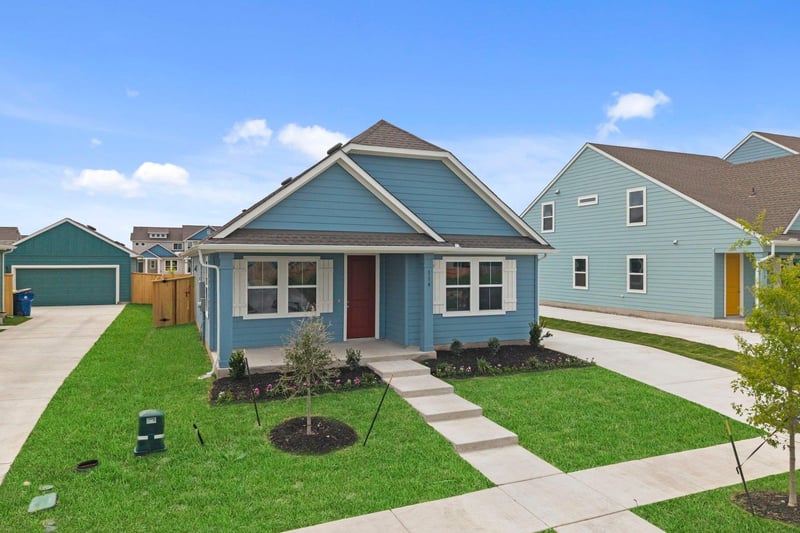 114 Cherry Blossom LN, Taylor, TX 76574