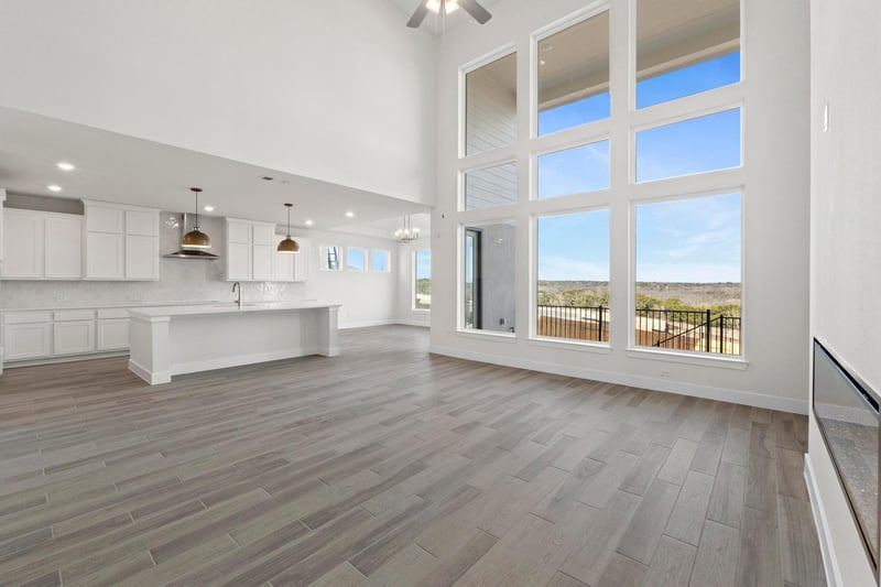 120 Rightfield DR, Liberty Hill, TX 78642