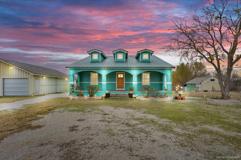 50 Dusty Dam RD, Coupland, TX 78615