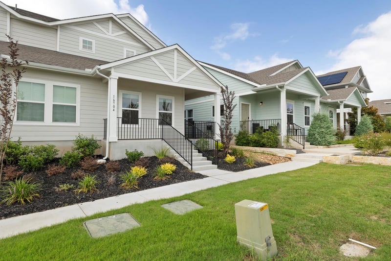 16704 Sonoma Breeze DR, Manor, TX 78653