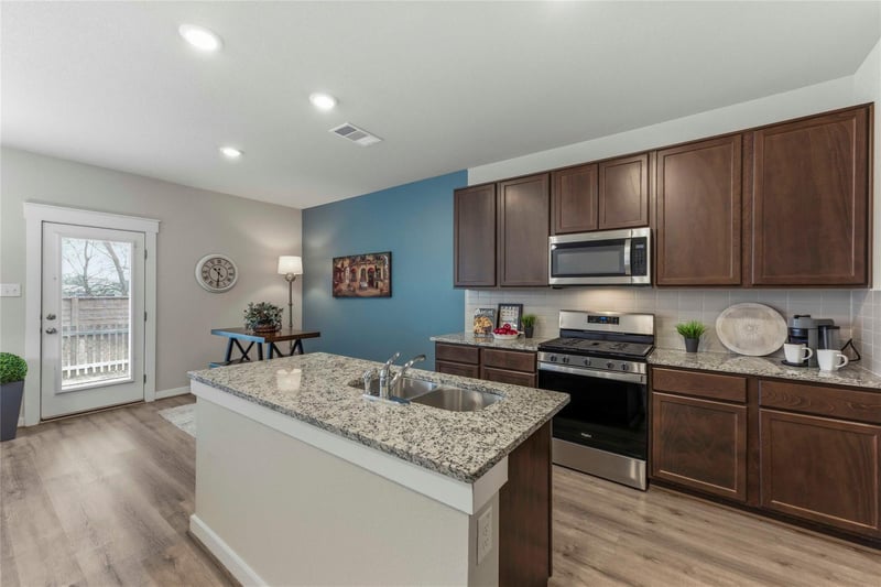 17203 Leafroller DR #B, Pflugerville, TX 78660