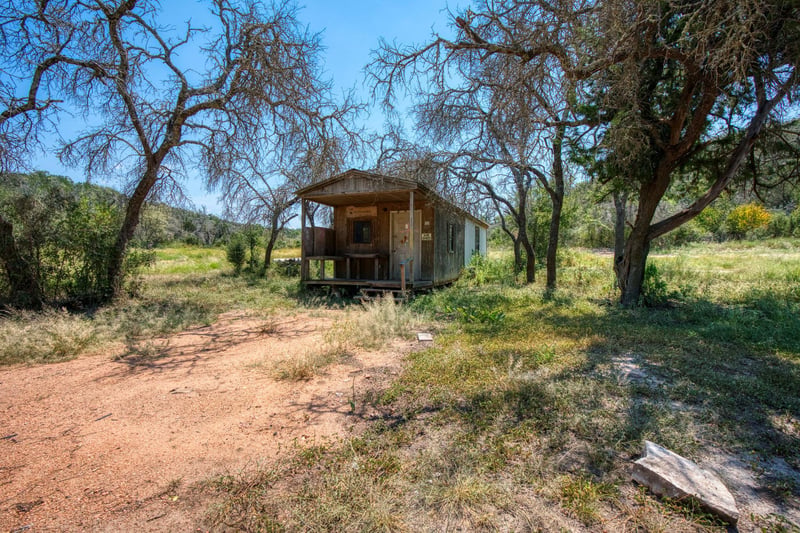 51 Ds RD, Fredericksburg, TX 78624