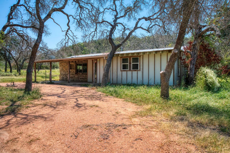 51 Ds RD, Fredericksburg, TX 78624
