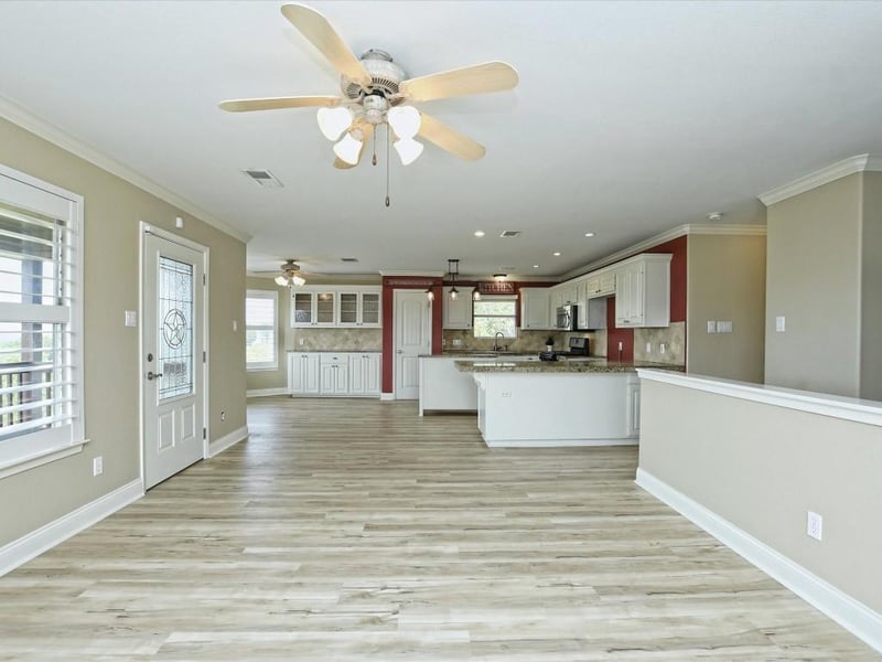 7606 Bar K Ranch RD, Lago Vista, TX 78645