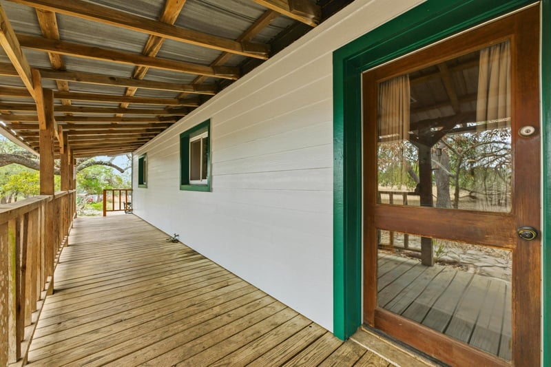 4808 Fitzhugh RD, Dripping Springs, TX 78620