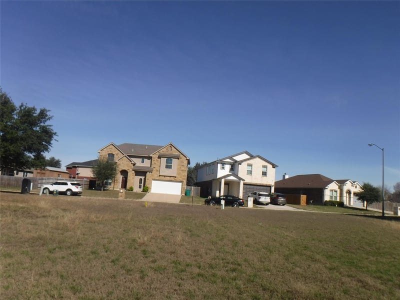 317 Gettysburg Loop, Elgin, TX 78621