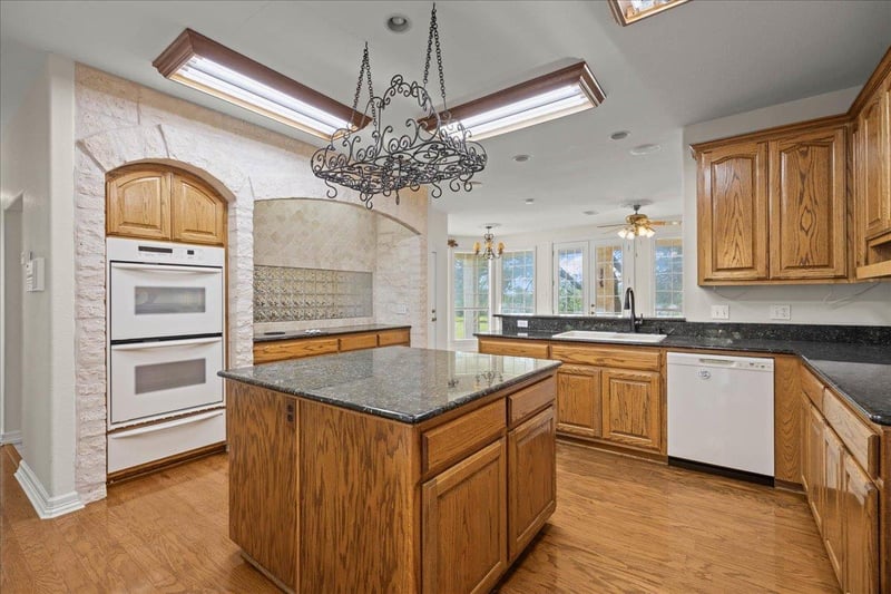 1651 Old Red Ranch RD, Dripping Springs, TX 78620