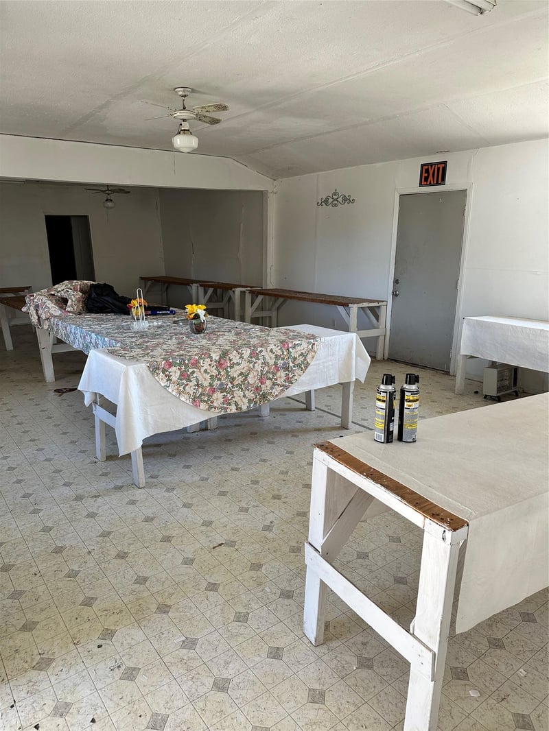 125 2nd Ave, Taylor, TX 76574