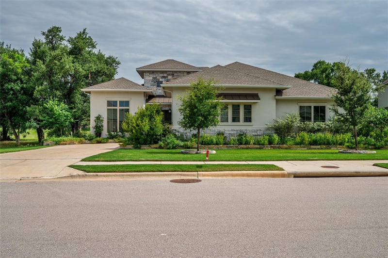 1404 Scenic Oaks DR, Georgetown, TX 78628