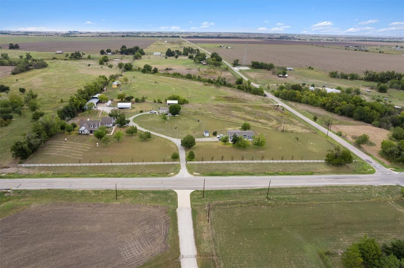 16351 Fm 1660 , Taylor, TX 76574