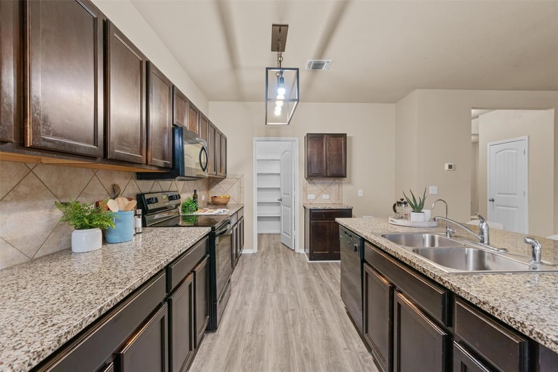 12212 Jamie DR, Manor, TX 78653