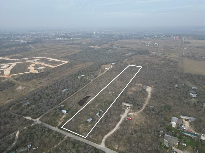 194 A Mcdowell RD, Del Valle, TX 78617