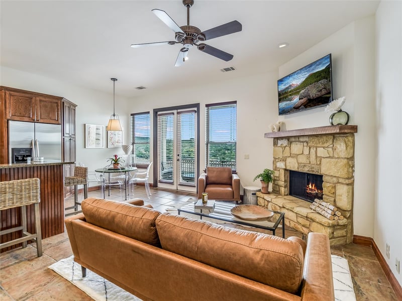 17545 E Reed Parks RD #5, Jonestown, TX 78645