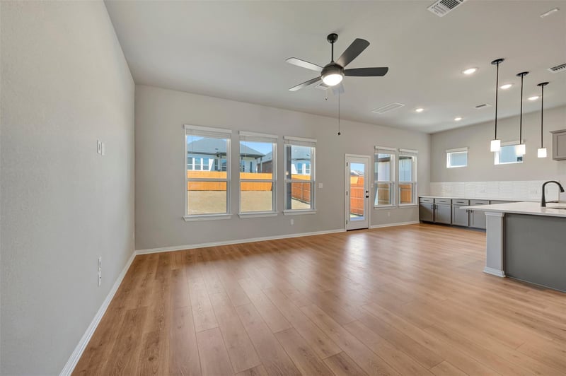 186 Grayson Elm Ps, Dripping Springs, TX 78620