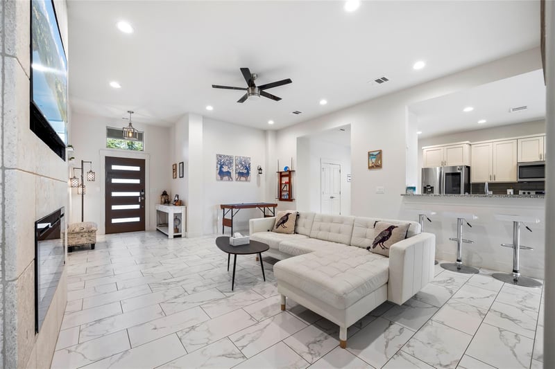 21513 Santa Carlo Ave, Lago Vista, TX 78645