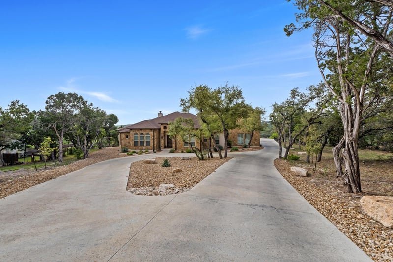 18817 Hidden Ridge PL, Jonestown, TX 78645