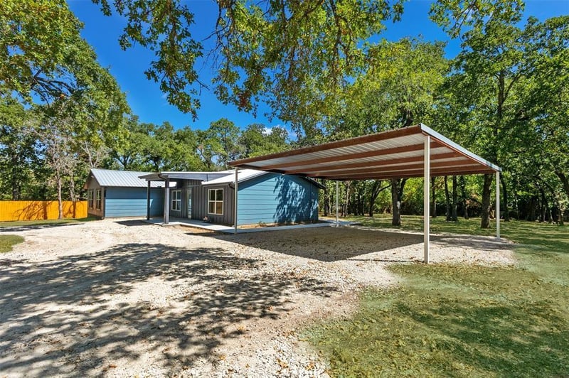 333 Northwood CIR, Rockdale, TX 76567