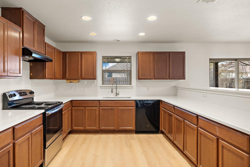 924 Oatmeal DR, Pflugerville, TX 78660