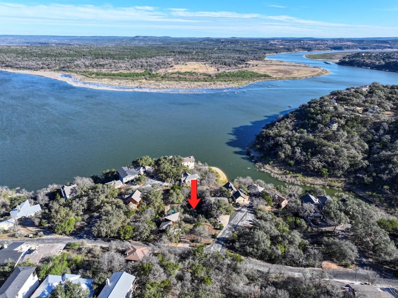103 Center Cove Ii, Spicewood, TX 78669