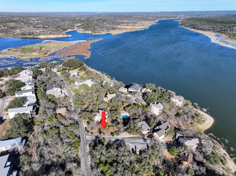102 Coventry Coventry RD, Spicewood, TX 78669