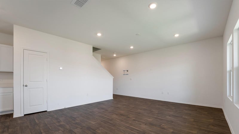 12105 Pike BND, Mustang Ridge, TX 78610