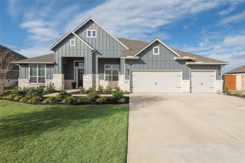 157 Mcnaughton DR, Liberty Hill, TX 78642