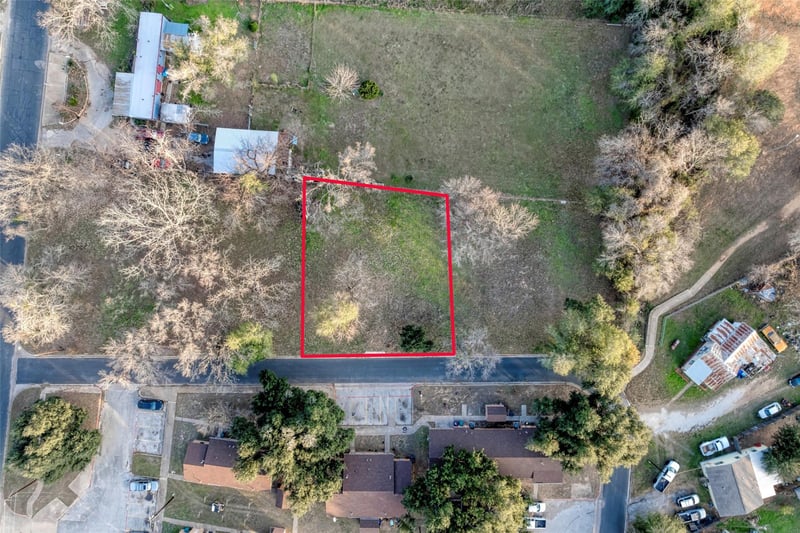 Lot 3 Alamo ST, Elgin, TX 78621