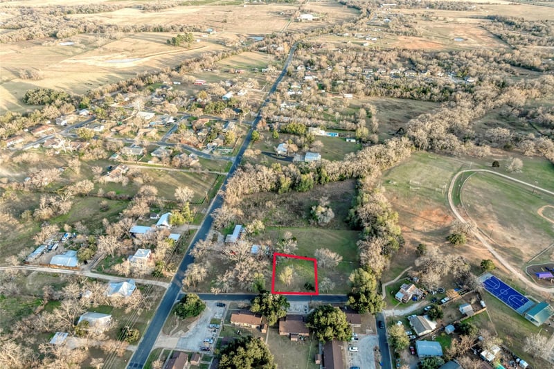 Lot 3 Alamo ST, Elgin, TX 78621