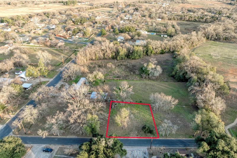 Lot 3 Alamo ST, Elgin, TX 78621