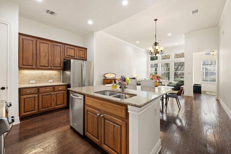 108 Rivalto CIR #2, Lakeway, TX 78734